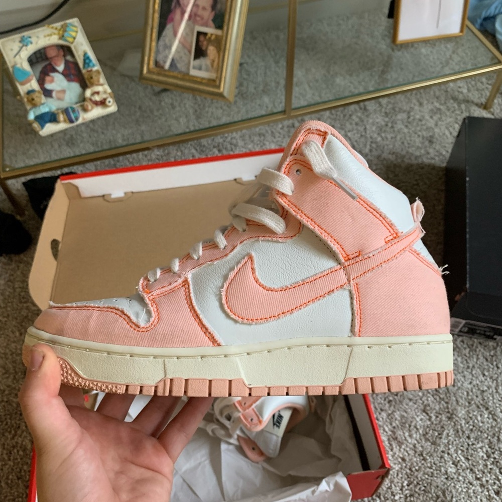 Nike article orange, Nike dunk highs